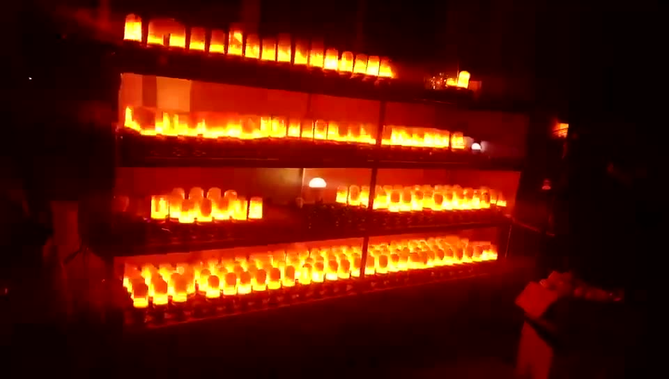 🔥👻LED Flame Light Bulbs, 4 Modes Flickering Light Bulbs with Upside Down Effect