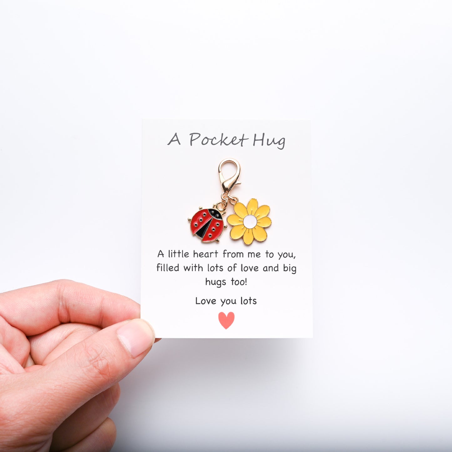 ✨Crafted by Hand-20 Sets Hug Favors(🦋Butterfly, Ladybird, Flower, Bee)