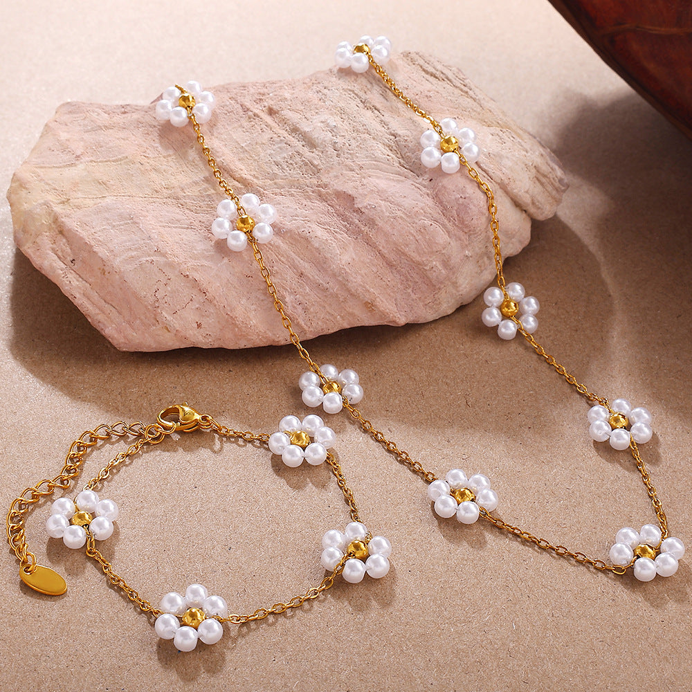Exquisite Pearl Flower Necklace and Bracelet, Sweat-Resistant, Fade and Tarnish Proof