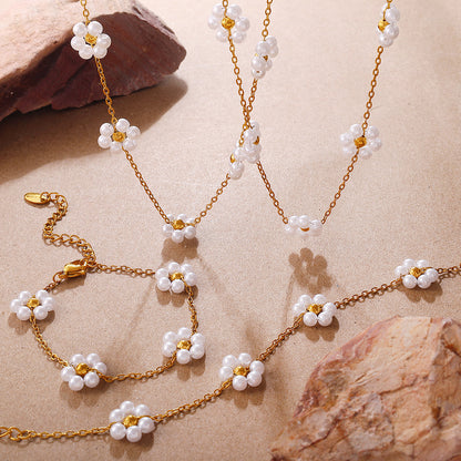 Exquisite Pearl Flower Necklace and Bracelet, Sweat-Resistant, Fade and Tarnish Proof
