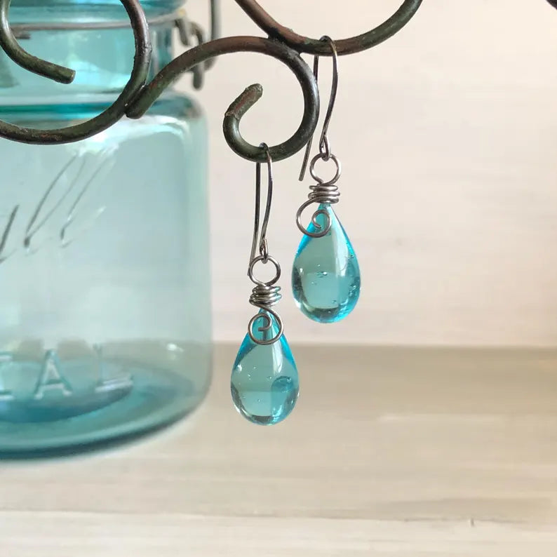 👐 Carry a Piece of History: Our Handcrafted Upcycled Mason Jar Earrings 💙